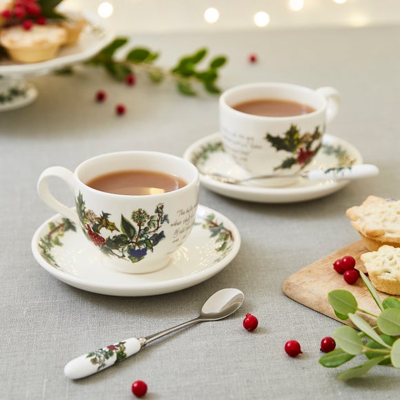 The Holly and the Ivy 6 Teacups and Saucers