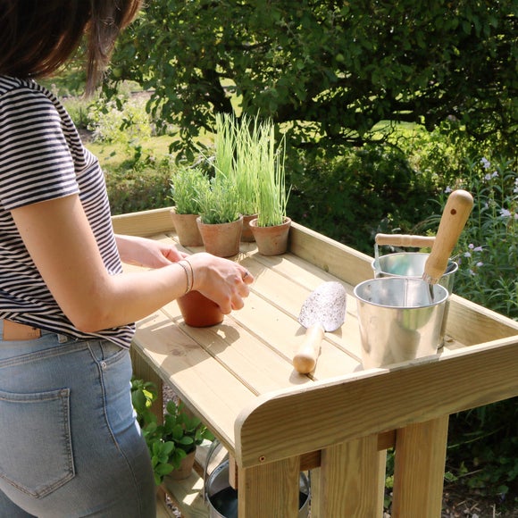 Folding Garden Bar