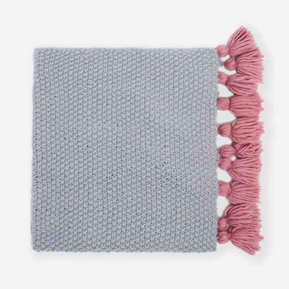 Chunky Tassel Throw Knitting Kit