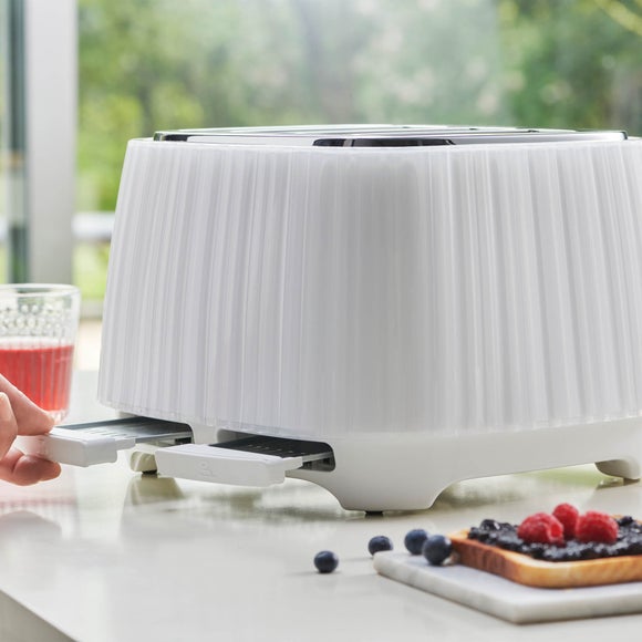 DeLonghi Ballerina 1.7L Kettle and 4 Slice Toaster Set, product image 5