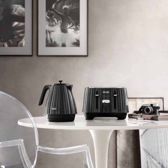 DeLonghi Ballerina 1.7L Kettle and 4 Slice Toaster Set, product image 11